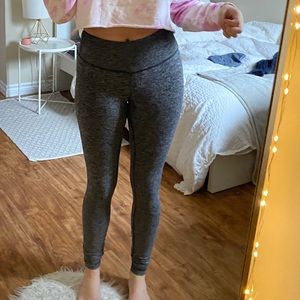 Wonder under leggings size 4 “28 inseam